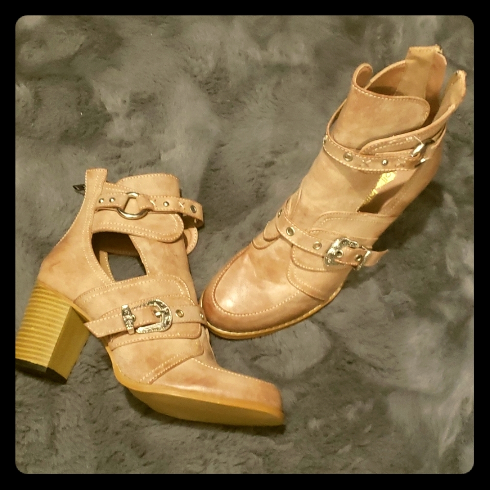 New leather booties